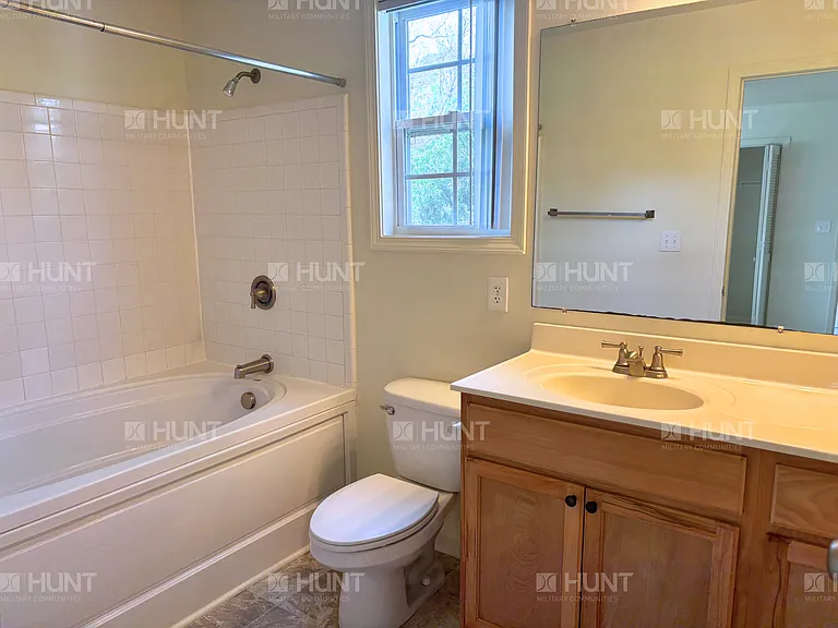51 Washington Dr — Photo 10