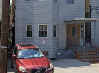 123 Oak St, Weehawken, NJ 07086
