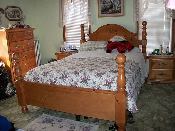 5th image of 154 Saint Marys St