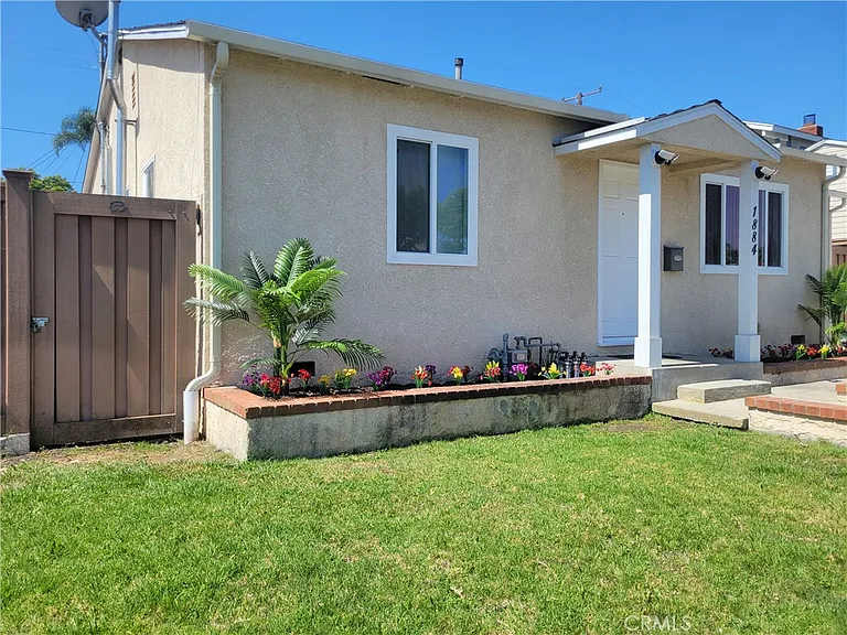 1884 Jaybrook Dr — Photo 4
