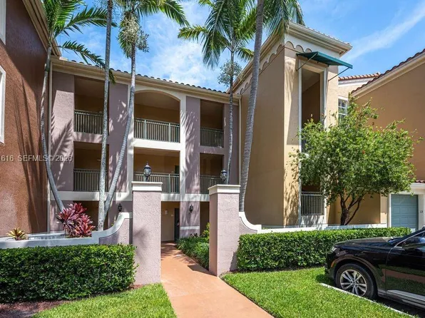 11780 Saint Andrews Pl APT 208, Wellington, FL 33414