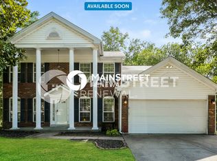 3772 Secretariat Dr, Florissant, MO