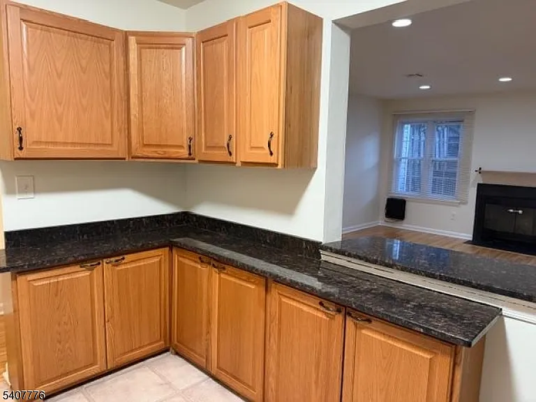 10 Leahy Ct — Photo 6