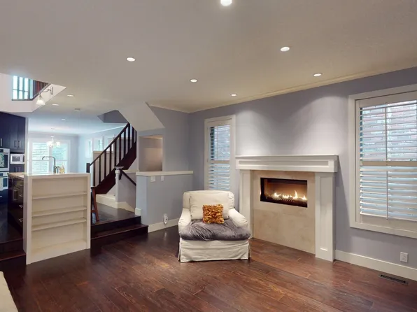 448 13th St NW, Calgary, AB T2N 1Z2