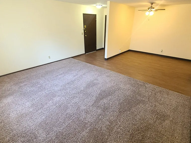 Kimberly Club Apartments — Photo 99