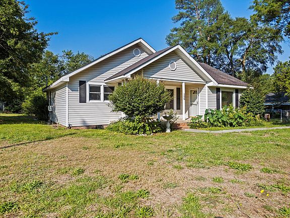 2nd image of 186 Lee Dr