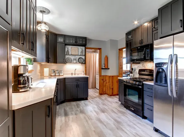 315 Central Ave N, New Prague, MN 56071