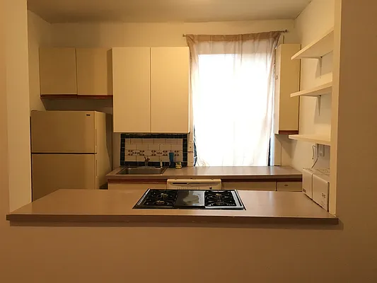 Rented by BHT Realty LLC | media 16