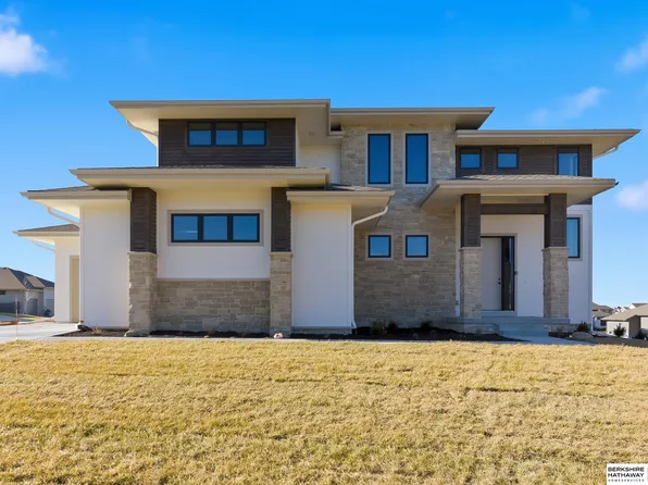11616 S 115th St, Papillion, NE 68046