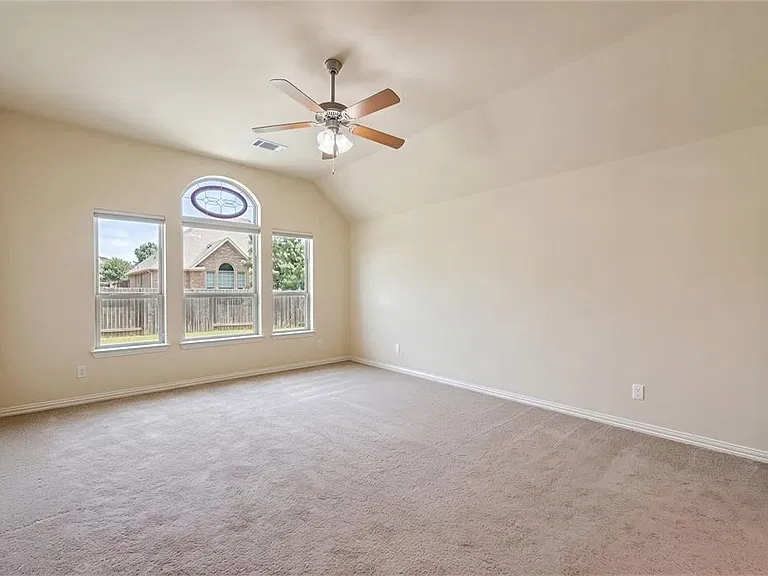 2748 Marshall Trl — Photo 18