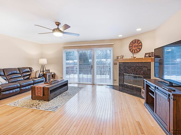 3rd image of 1653 W Ethans Glen Dr #1653