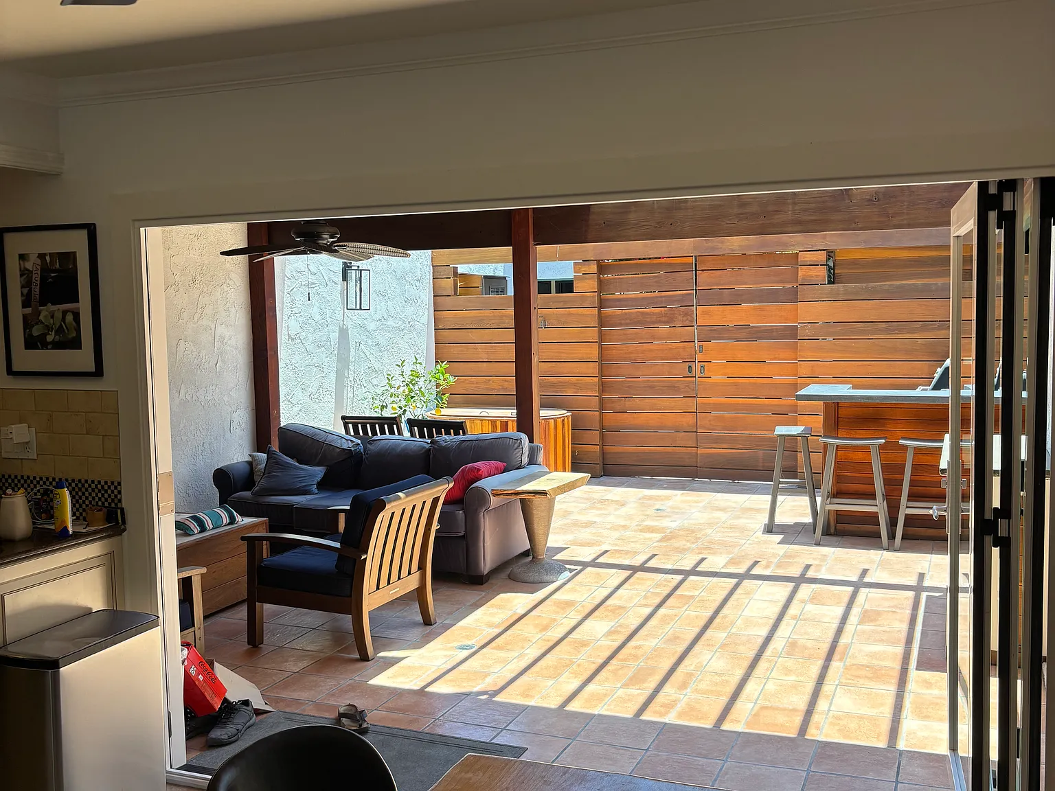 2 bed, 2.5 bath, 1500 sqft, $5,900 — Photo 2