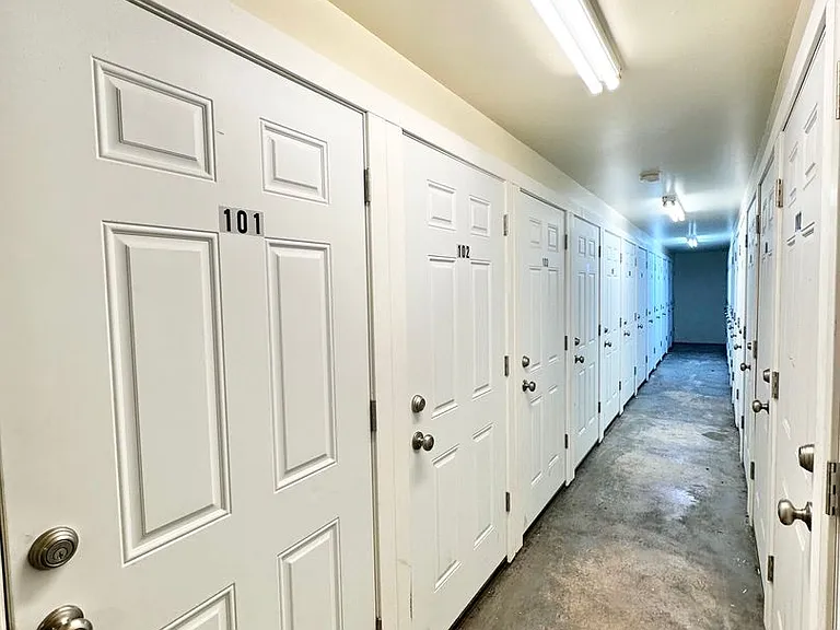 Arcadia Dell Apartments — Photo 25