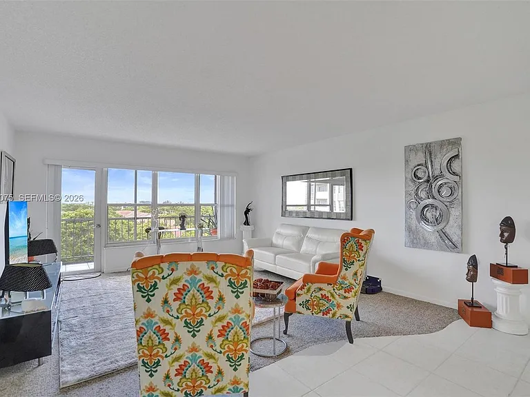 10777 W Sample Rd #718 — Photo 4