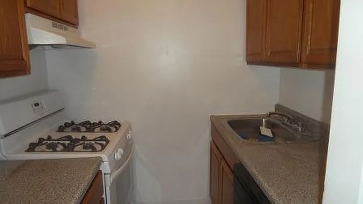 Rented by Veritas Property Management | media 4