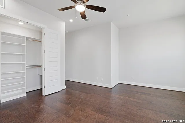 1817 N Saint Marys St #301 — Photo 18
