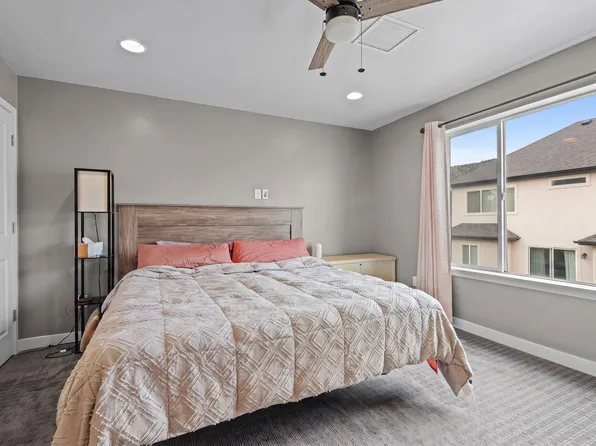 7091 N Mountain Field Dr, Eagle Mountain, UT 84005