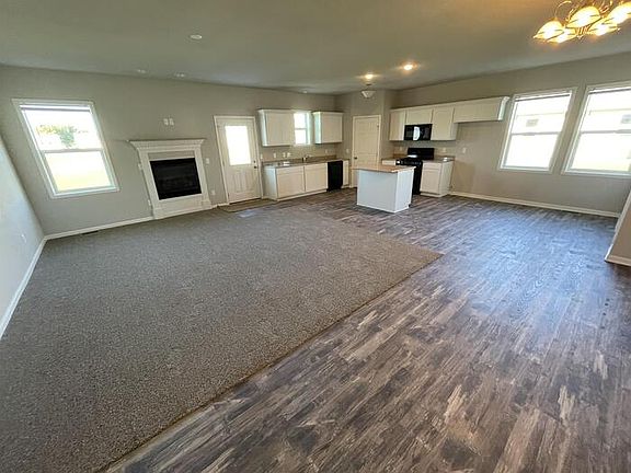 3rd image of 2255 James Kelly Ln