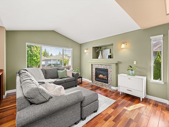 4th image of 11457 Creekside St