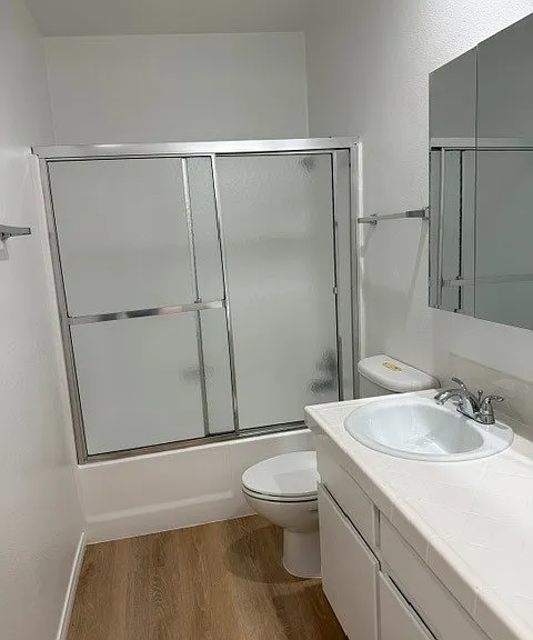 Parkwest Apartments — Photo 10