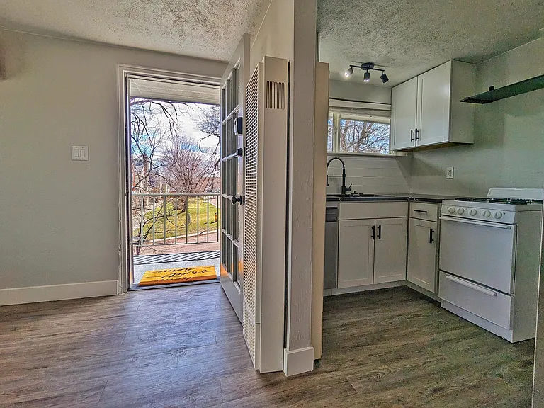 3737 Red Canon Ave #5 — Photo 10