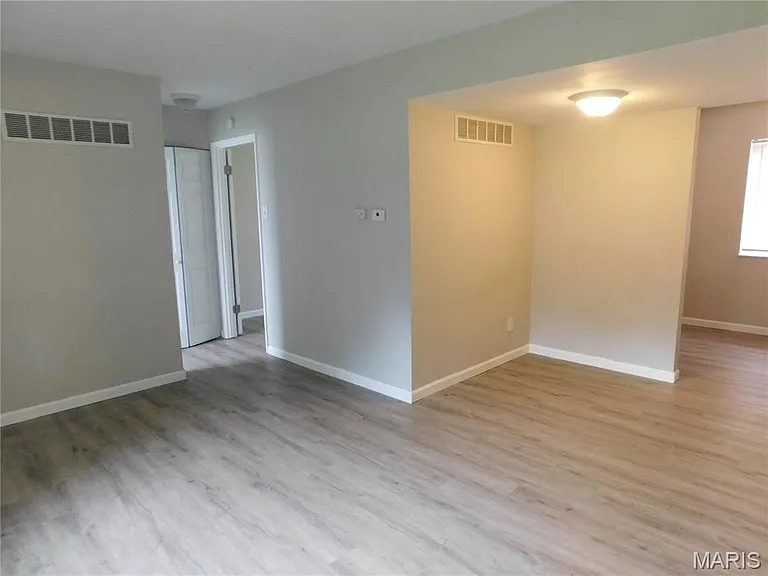 454 San Juan Dr #B — Photo 4