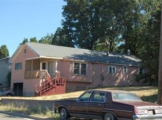 386 Cypress St, Weed, CA 96094