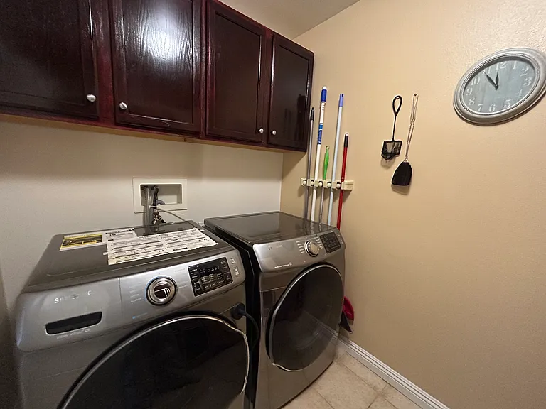 7346 Lower Creek Cir — Photo 14