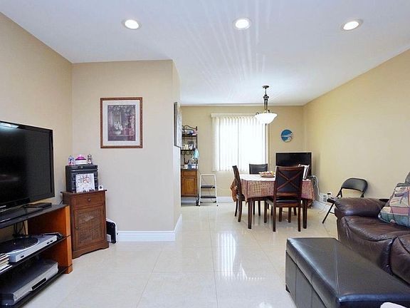 2nd image of 279 McBaine Ave #2