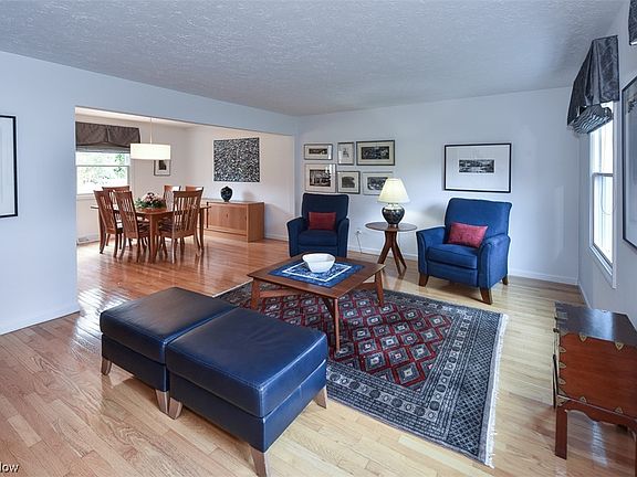 4th image of 3569 Delmar Dr