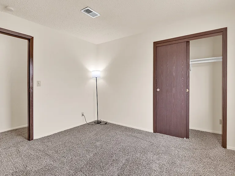2 Bedroom
