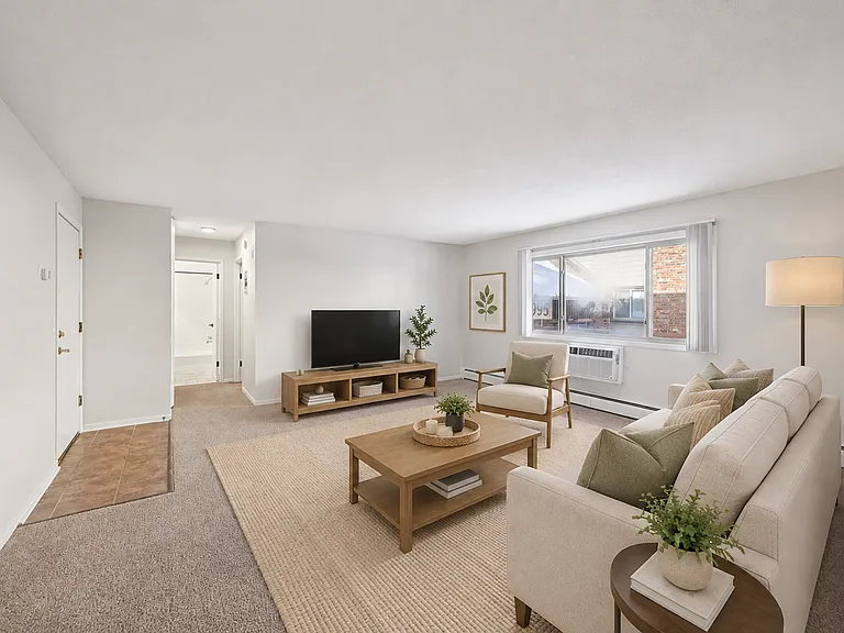Moore Lake Apartments — Photo 8