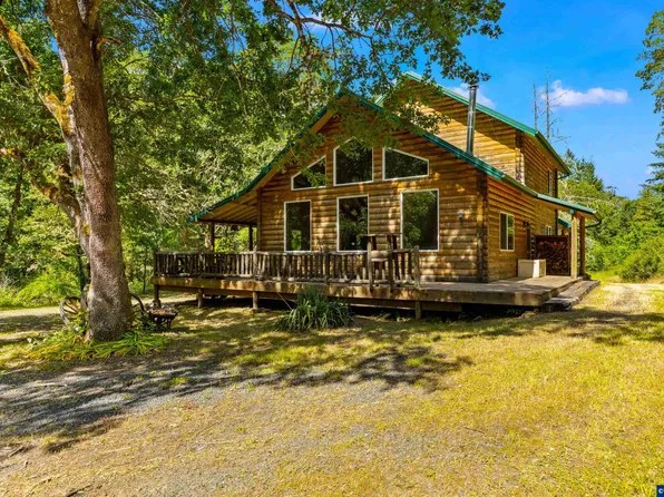 1470 E Willis Creek Rd, Winston, OR 97496