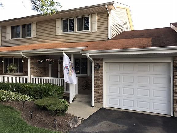 2nd image of 109 E Beech Dr