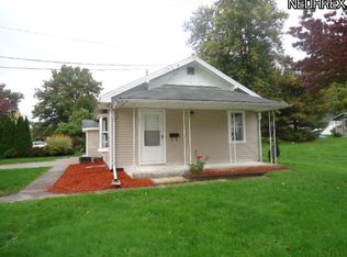 192 29th St NW, Barberton, OH