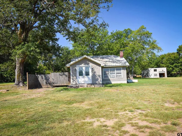 1259 Machen Ln, Gilmer, TX 75644