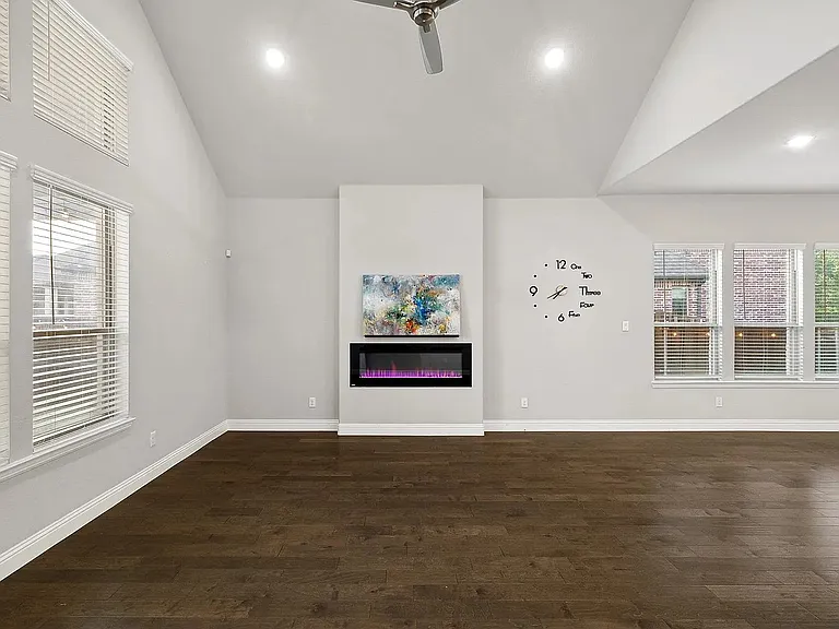 13313 Rembrandt Dr — Photo 5