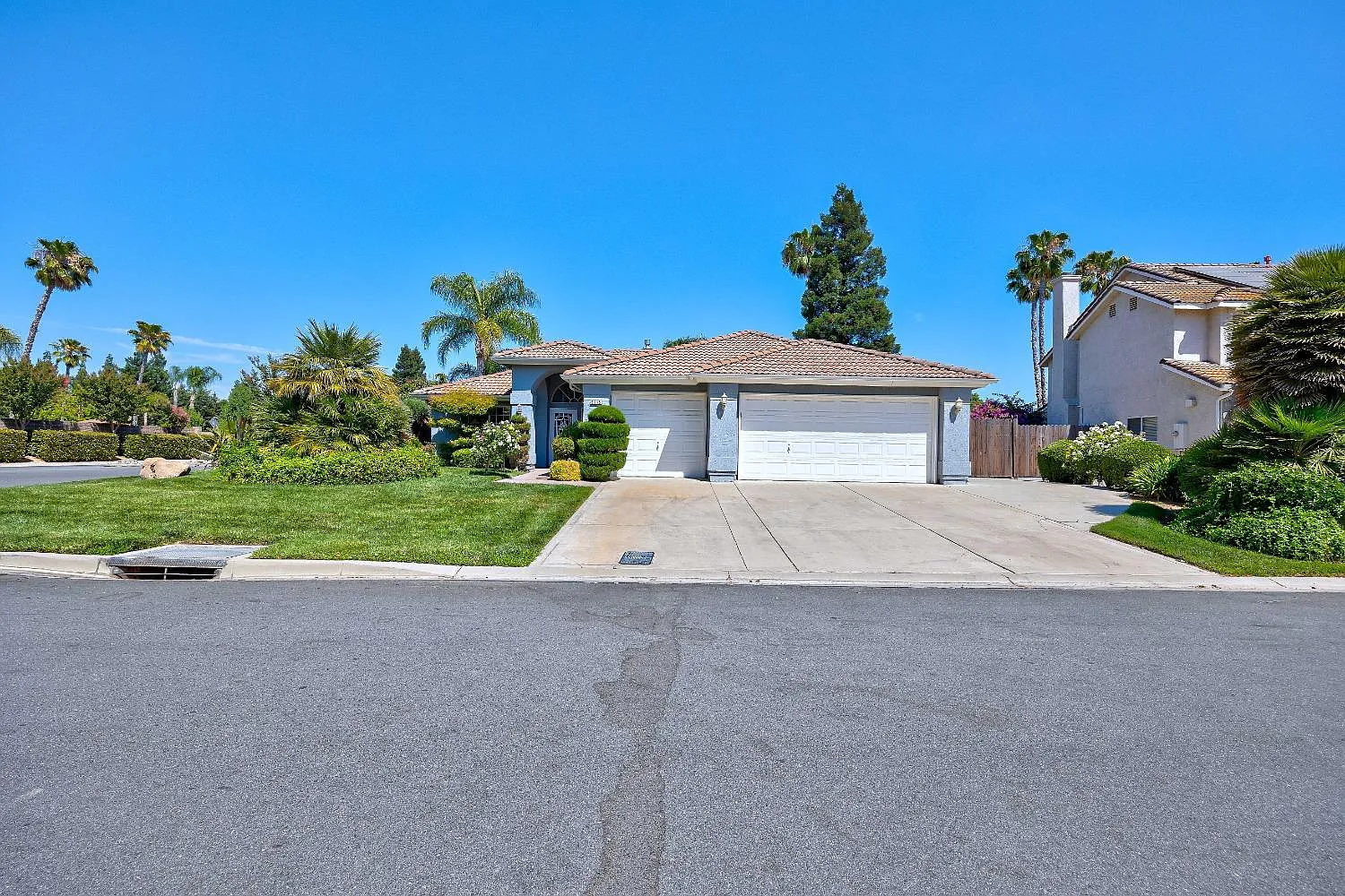 5115 Congressional St photo 1