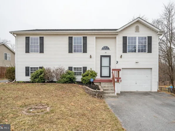 18 Veterans Way, Martinsburg, WV 25405