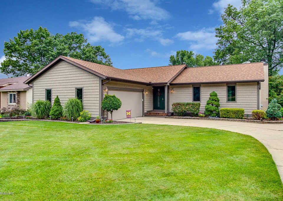 1st image of 5885 Tesoro Dr NE