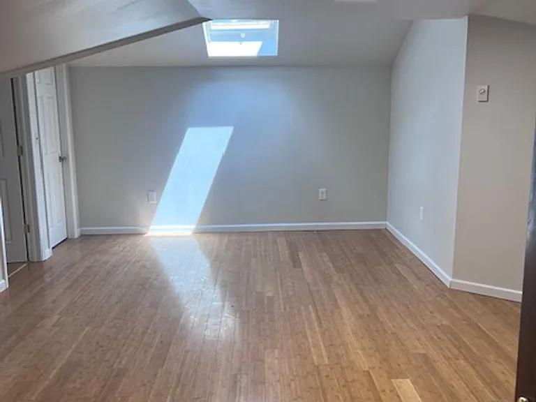 14311 Rt9w House — Photo 23