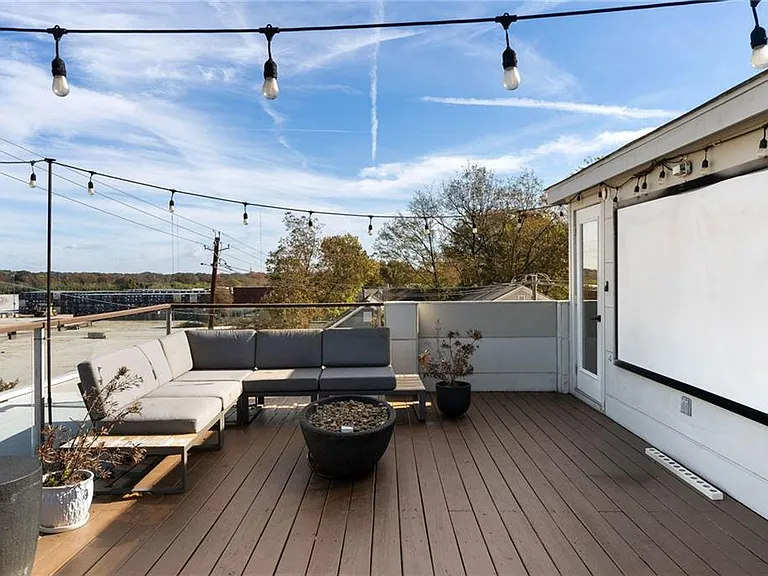 55 Chester Ave SE — Photo 34