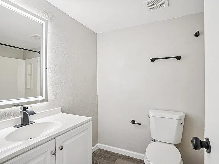Waterview Crossing Apartments — Photo 30