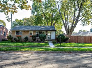 28204 Delton St, Madison Heights, MI 48071