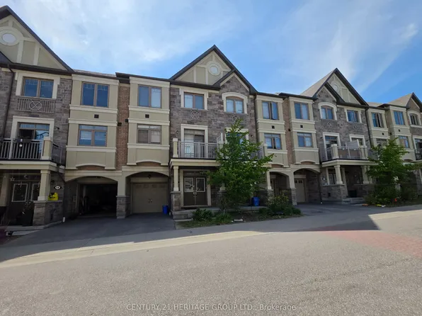 16 Coxhead Ln, Ajax, ON L1T 3B5