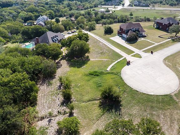 5th image of 2400 Clear Creek Ct
