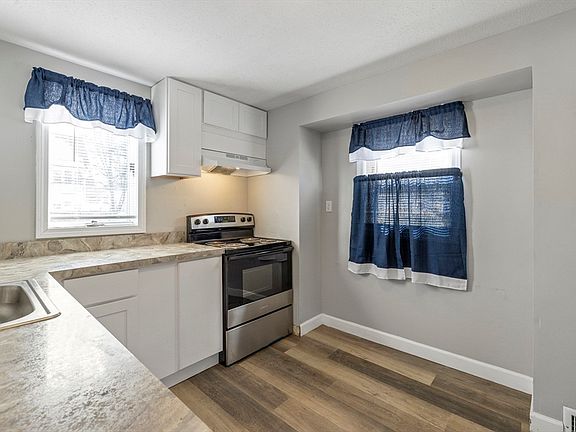 4th image of 4 Seneca St