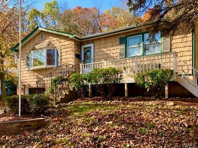 68 S Lilburn Dr, Garnerville, NY, 10923