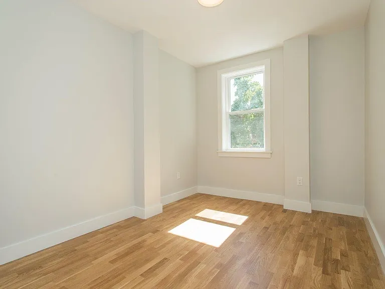 136 & 138 Highland Avenue — Photo 19