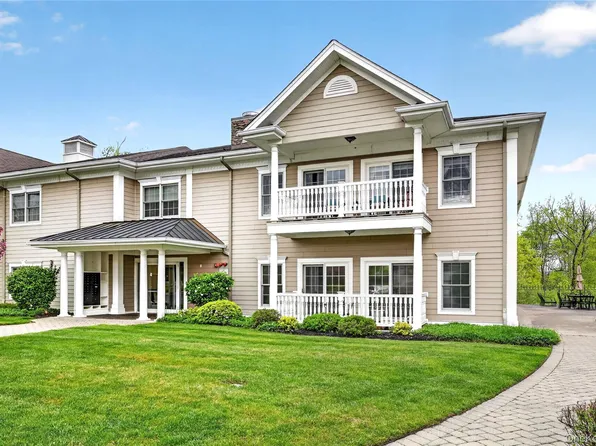 4201 Fred Ill Jr Court, Pearl River, NY 10965